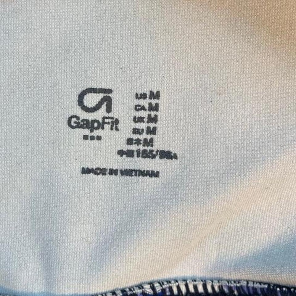 GapFit Multicolor Sports Bra Size Medium - Picture 5 of 6
